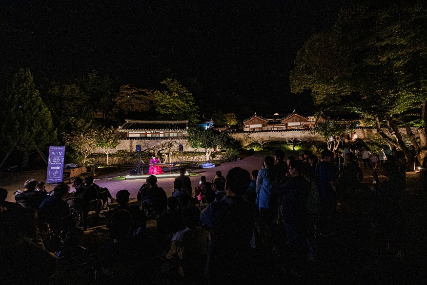 1014 안동 ‘2025 도산서원 야간개장’ 성황리 종료 (1).jpg