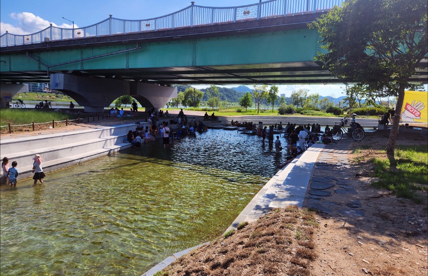 0322 안동시  실개천 활용해 ‘걷고 머무는 물길’ 조성 (1).jpg